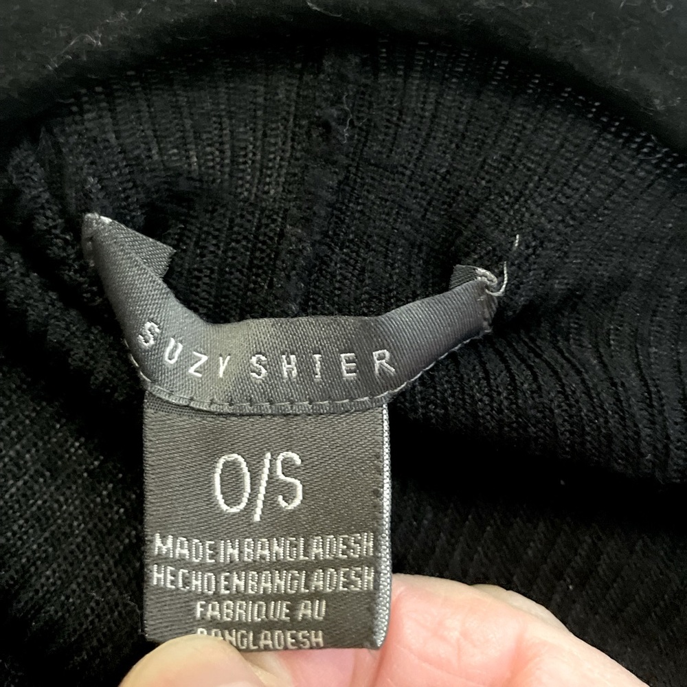 One Size black sweater cape with an over the shoulder loop.